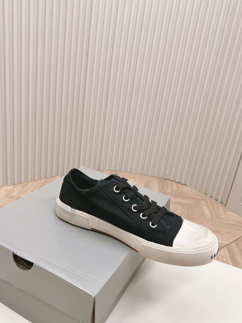 Balenciaga Low Shoes